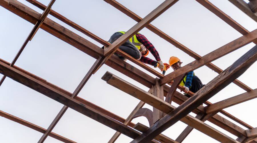 Professional gutter cleaning services in Granada Hills, CA